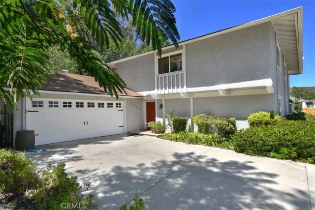 23764 Del Cerro, West Hills, CA 91304