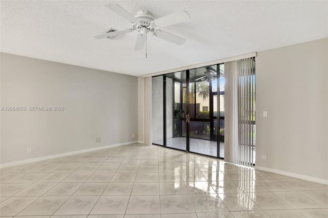 4615 S Carambola Circle S 27232, Coconut Creek, FL 33066