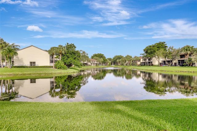 4615 S Carambola Circle S 27232, Coconut Creek, FL 33066