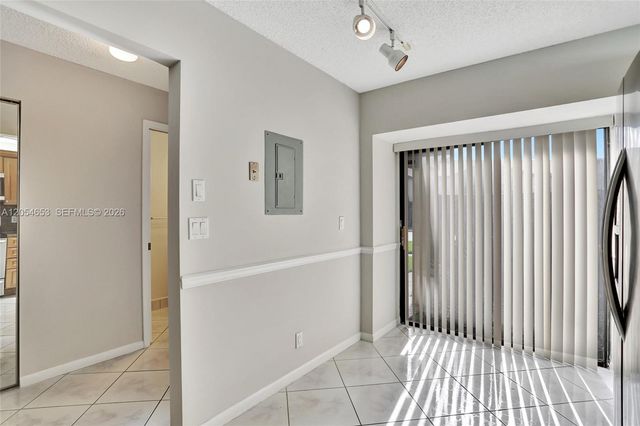 4615 S Carambola Circle S 27232, Coconut Creek, FL 33066