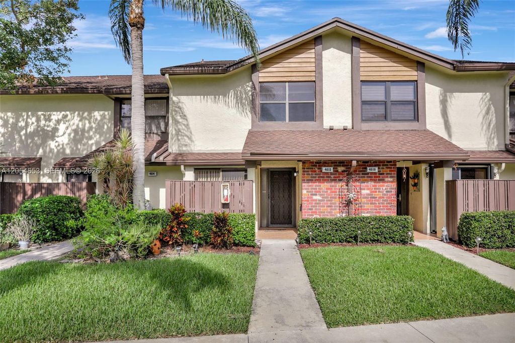 4615 S Carambola Circle S 27232, Coconut Creek, FL 33066