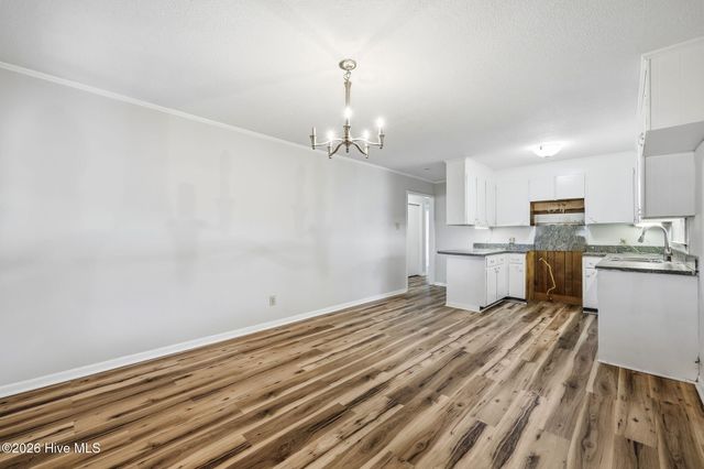 1463 Nc-55 E, Kinston, NC 28501