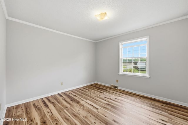 1463 Nc-55 E, Kinston, NC 28501