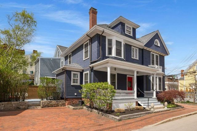115 Court Street, Portsmouth, NH 03801