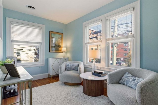 115 Court Street, Portsmouth, NH 03801