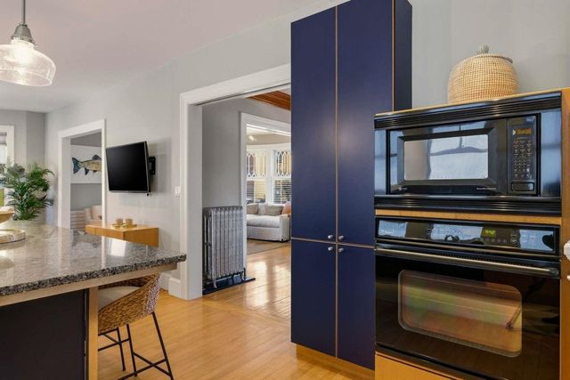 115 Court Street, Portsmouth, NH 03801