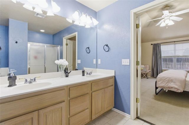 129 Bradford Place, Oklahoma City, OK 73130
