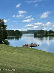 334 Chamberlain Cove Rd, Kingston, TN 37763