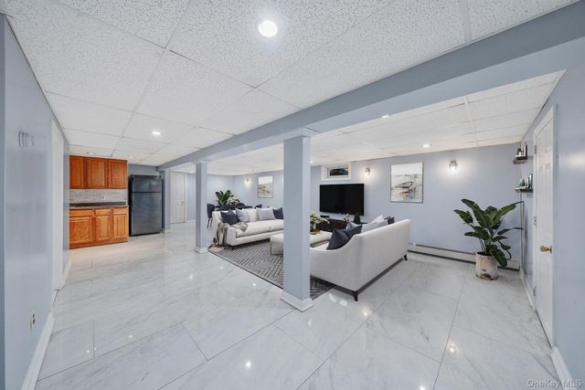 220-53 137 Road, Laurelton, NY 11413