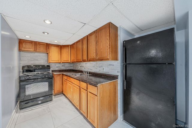 220-53 137 Road, Laurelton, NY 11413