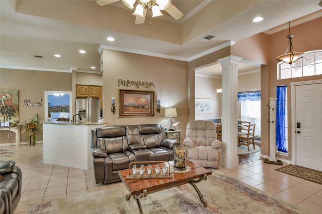 9611 Ravenswood Road, Granbury, TX 76049