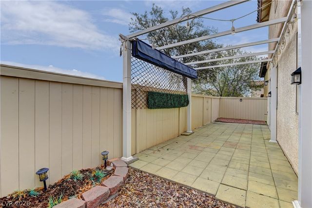 1052 Coronado Peak Avenue, Las Vegas, NV 89183