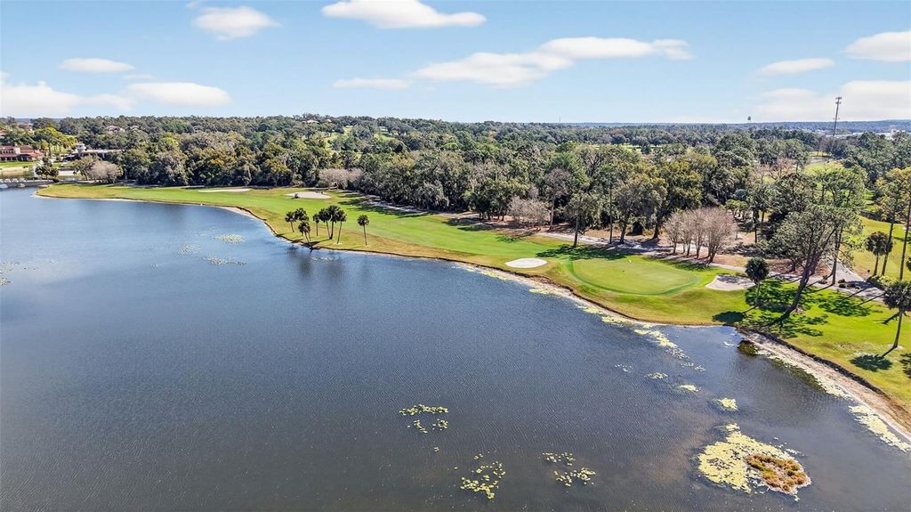 Image 32 of property listing at 9930 SANTA BARBARA COURT, Howey In The Hills, FL 34737