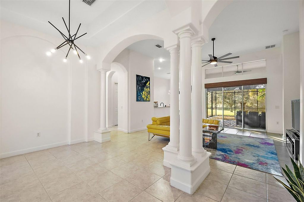 Image 7 of property listing at 9930 SANTA BARBARA COURT, Howey In The Hills, FL 34737