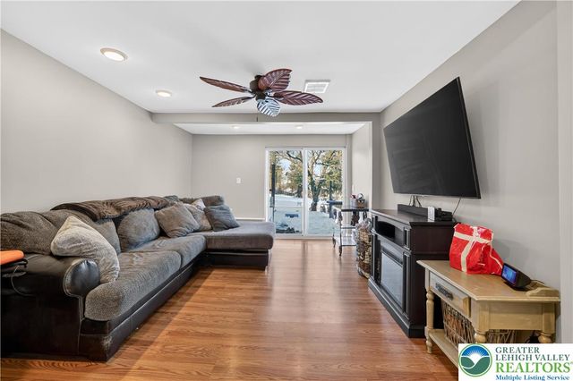 1624 Sterner Lane, Salisbury Twp, PA 18103