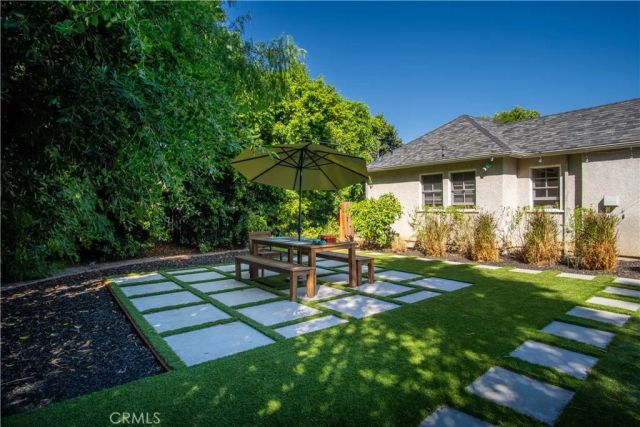 4755 Burnet, Sherman Oaks, CA 91403