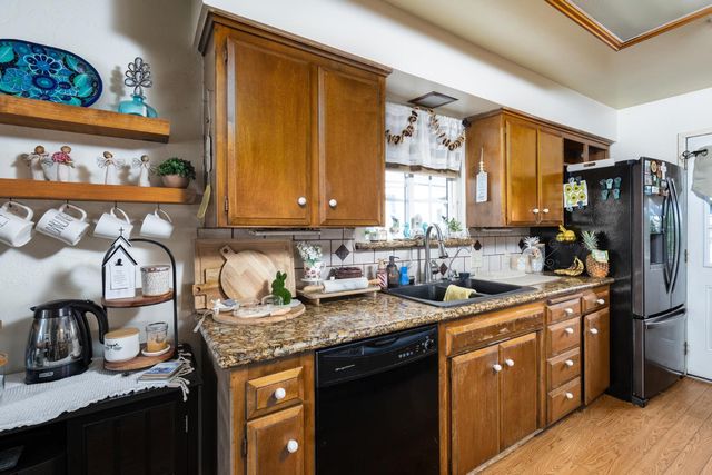 2210 Northhill Street, Selma, CA 93662