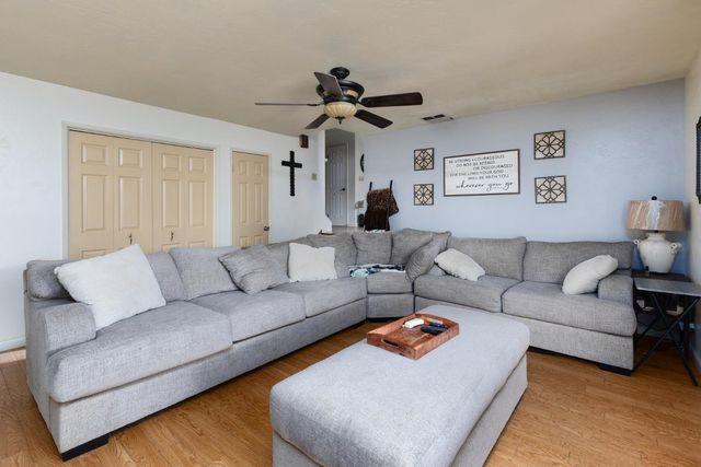 2210 Northhill Street, Selma, CA 93662