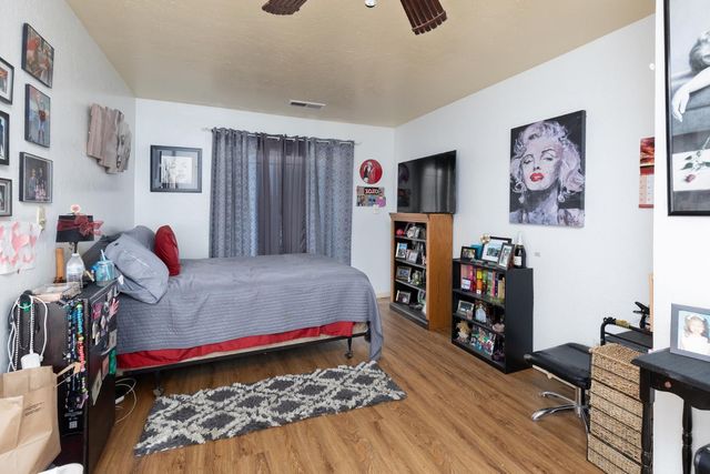 2210 Northhill Street, Selma, CA 93662