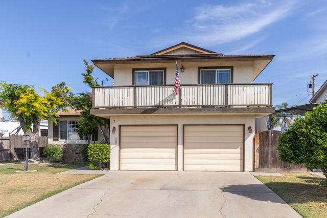 2210 Northhill Street, Selma, CA 93662