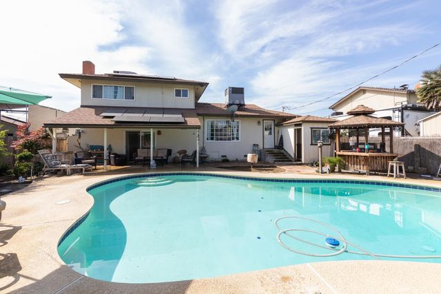 2210 Northhill Street, Selma, CA 93662