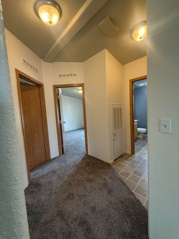 3412 E Valley Forge Ln, Mead, WA 99021