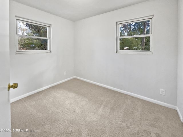 7931 LA TREC Drive, Jacksonville, FL 32221