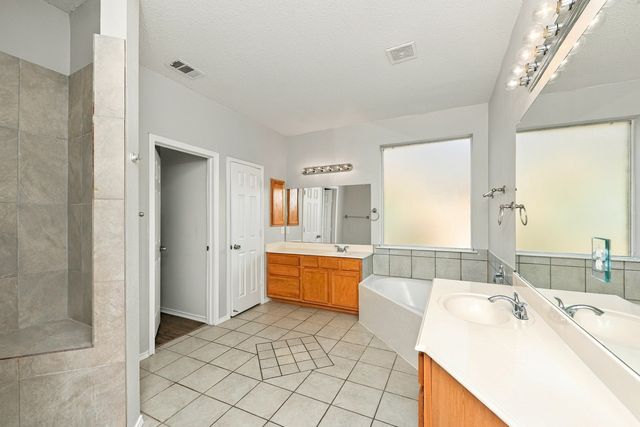 736 Mulberry Lane, Desoto, TX 75115