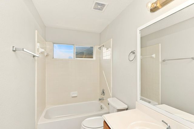 736 Mulberry Lane, Desoto, TX 75115