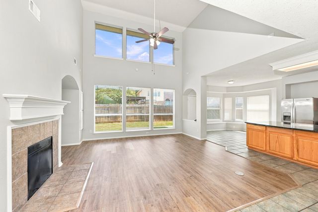 736 Mulberry Lane, Desoto, TX 75115