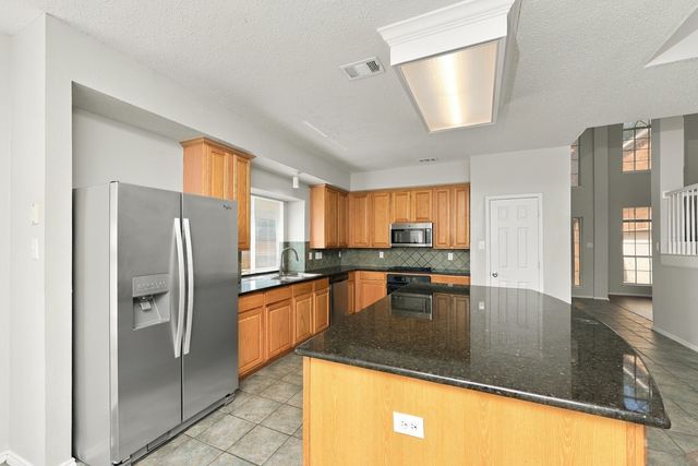 736 Mulberry Lane, Desoto, TX 75115