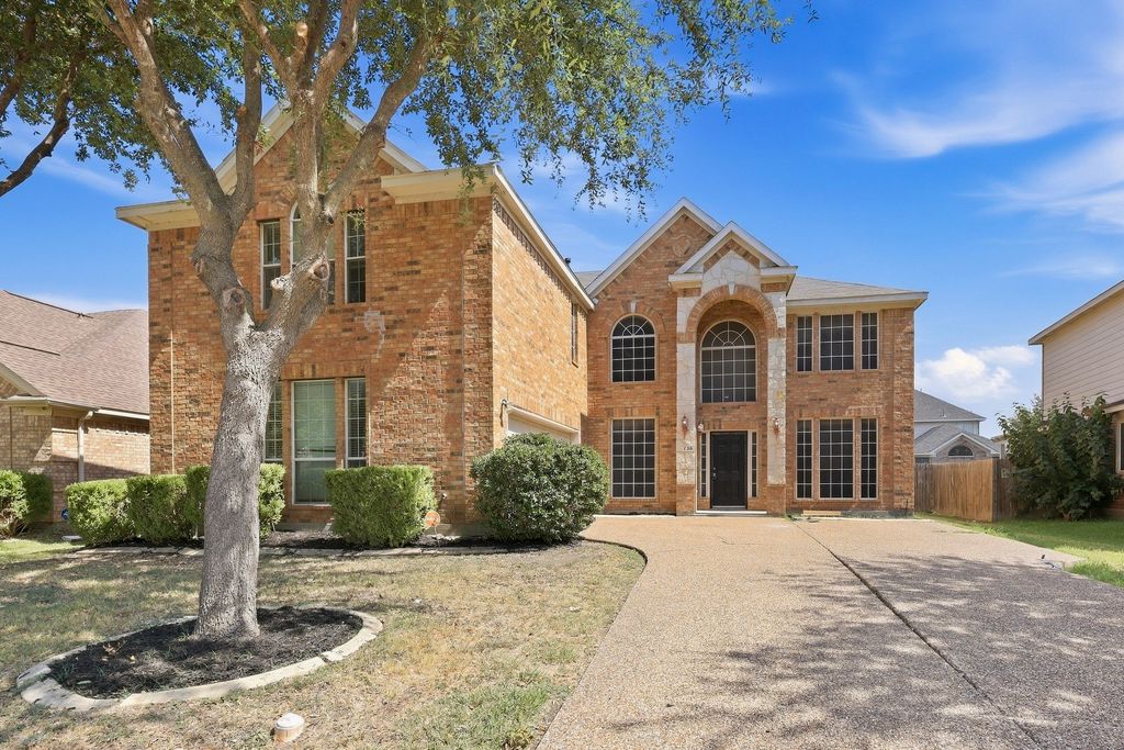 736 Mulberry Lane, Desoto, TX 75115