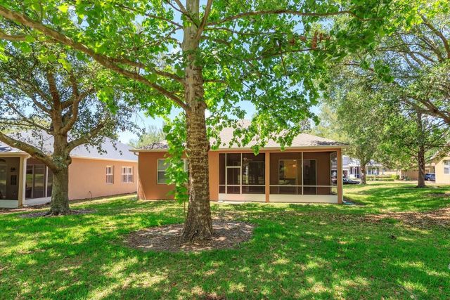 120 CREPE MYRTLE DRIVE, Groveland, FL 34736