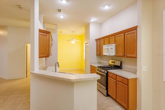 120 CREPE MYRTLE DRIVE, Groveland, FL 34736