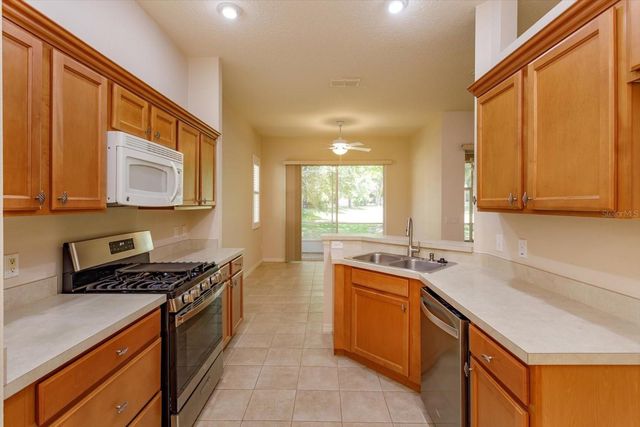 120 CREPE MYRTLE DRIVE, Groveland, FL 34736