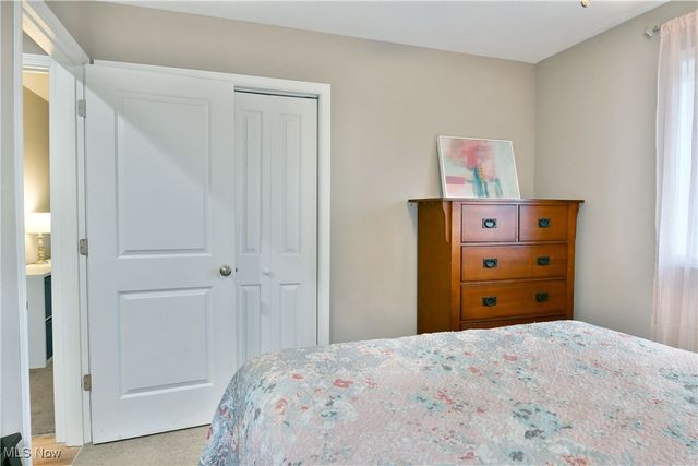 5778 Palmyra Road SW, Warren, OH 44481