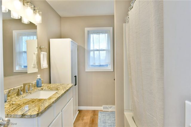 5778 Palmyra Road SW, Warren, OH 44481