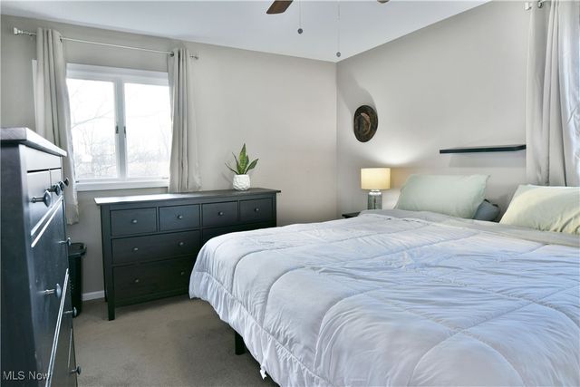 5778 Palmyra Road SW, Warren, OH 44481