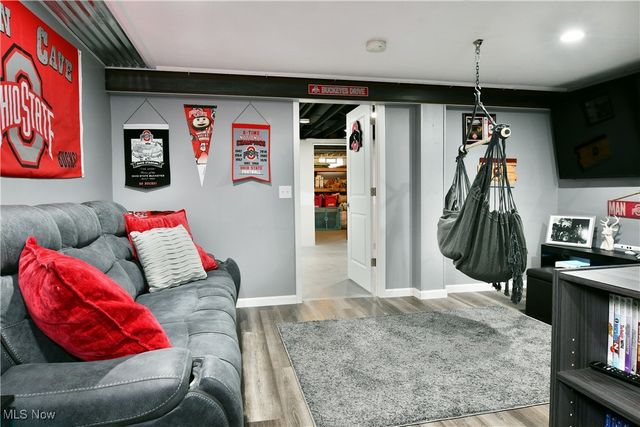 5778 Palmyra Road SW, Warren, OH 44481