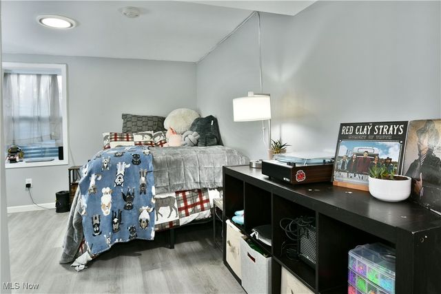 5778 Palmyra Road SW, Warren, OH 44481