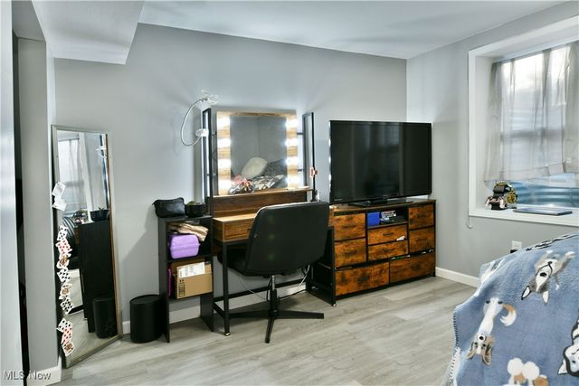 5778 Palmyra Road SW, Warren, OH 44481