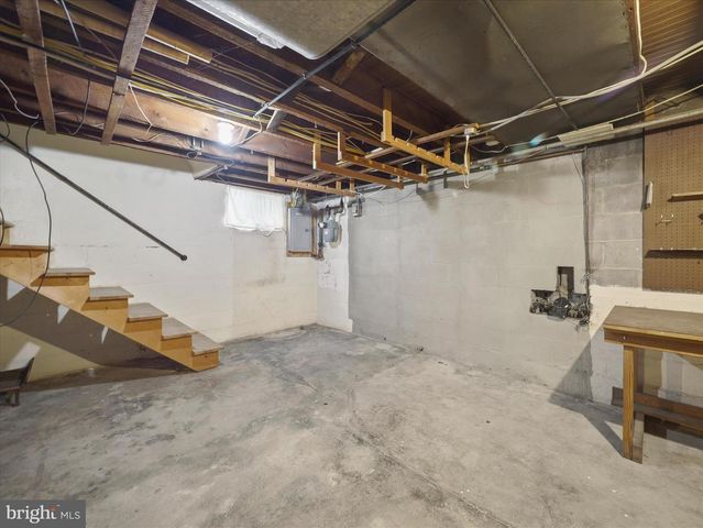 452 S FOURTH ST, Chambersburg, PA 17201