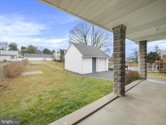 452 S FOURTH ST, Chambersburg, PA 17201