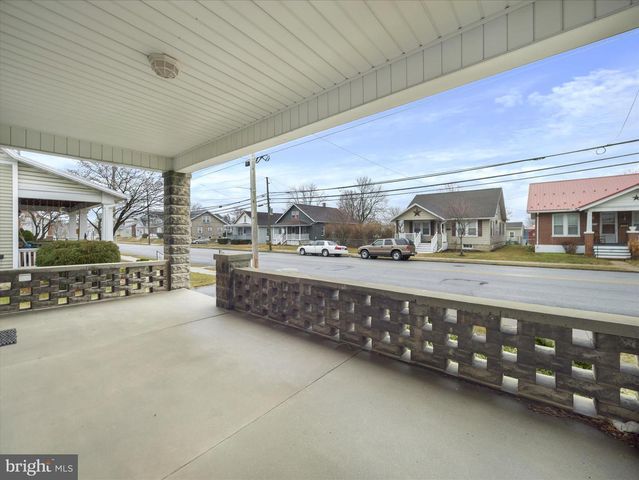 452 S FOURTH ST, Chambersburg, PA 17201