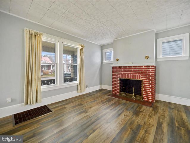 452 S FOURTH ST, Chambersburg, PA 17201