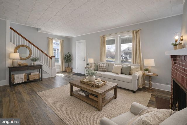 452 S FOURTH ST, Chambersburg, PA 17201