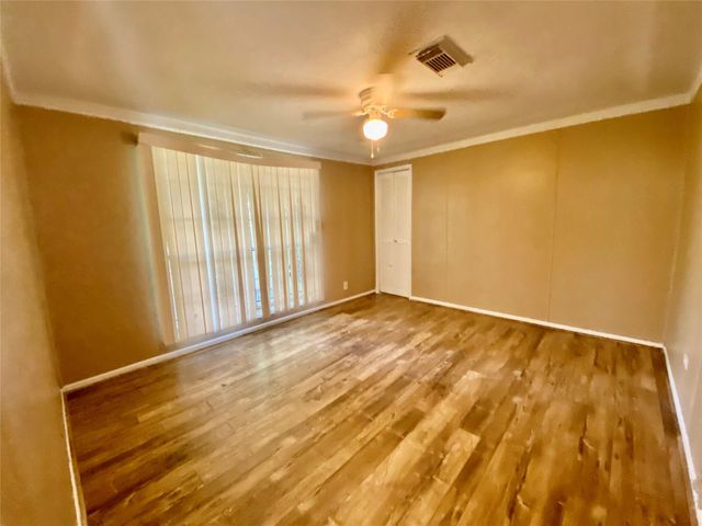 6220 Beall Street, Houston, TX 77091