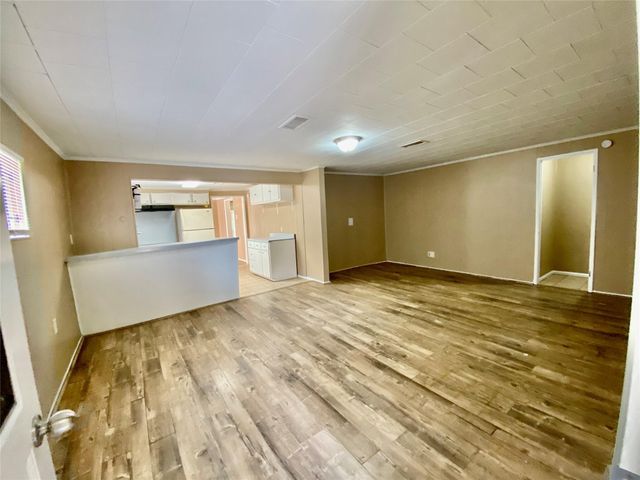 6220 Beall Street, Houston, TX 77091
