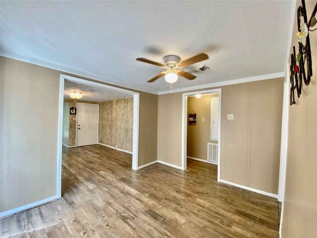 6220 Beall Street, Houston, TX 77091