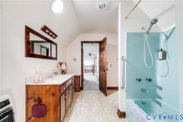 14747 Ramblewood Dr, Chester, VA 23836